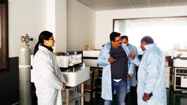 印度客戶到創想儀器參觀考察直讀光譜儀 印度客戶到創想儀器參觀考察直讀光譜儀